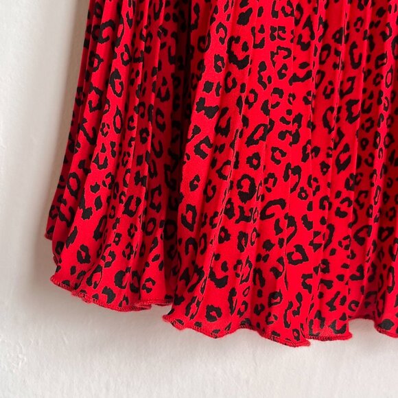 H&M Divided Red Leopard Print Pleated Tank Top - Picture 3 of 5